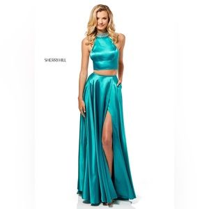 NWT Sherri Hill Two Piece Formal Dress Emerald Green Size 4